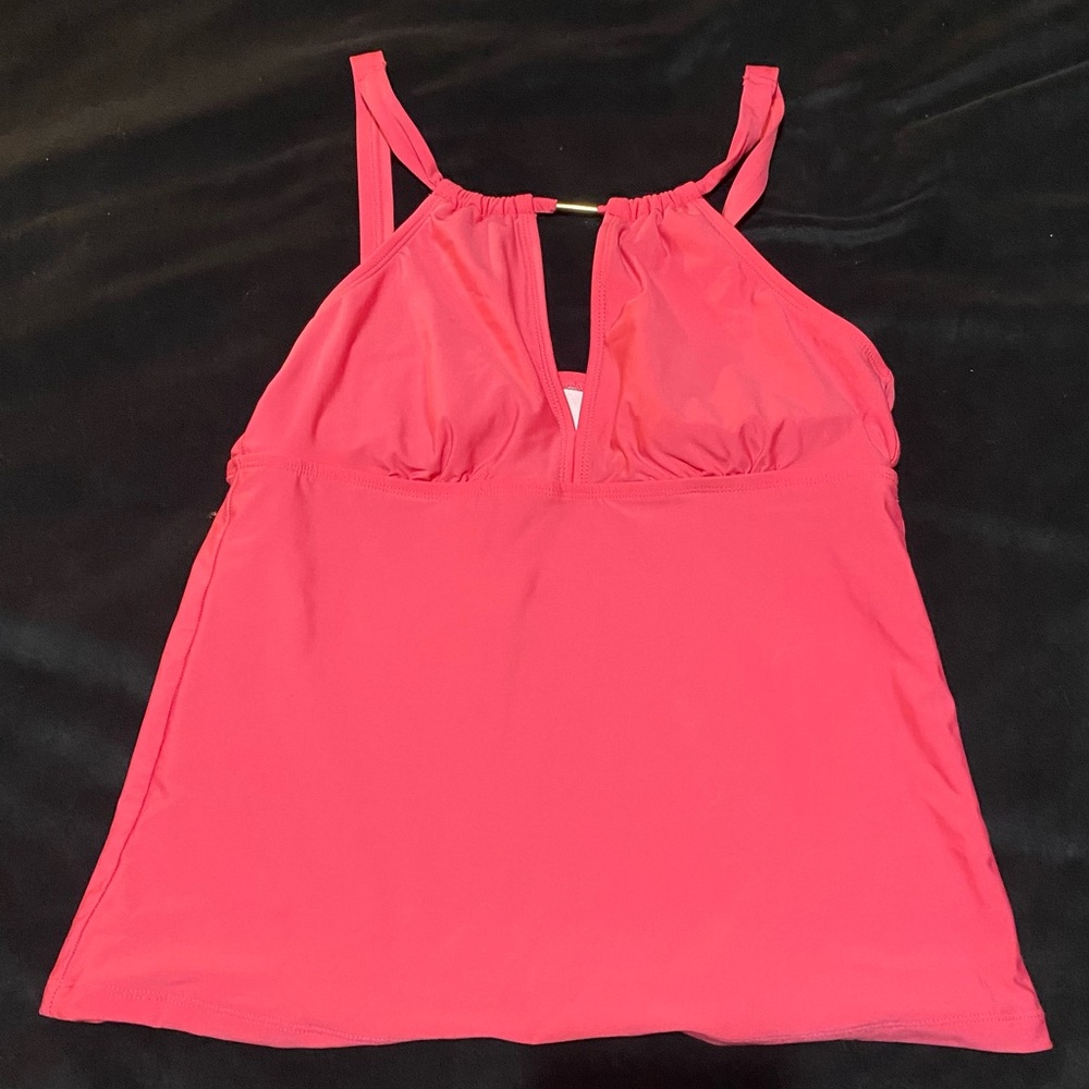 Like New! Great Condition Coral Pink Medium Alex Marie Tankini Top. Worn once! - Picture 9 of 11